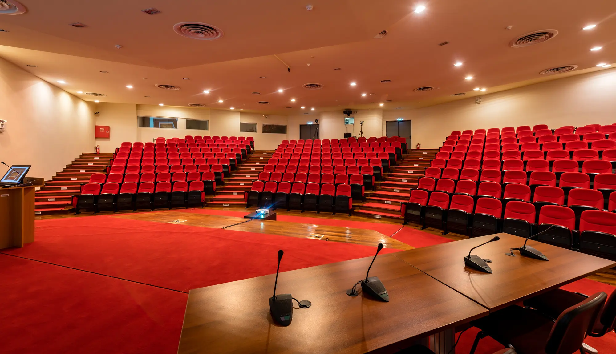 Αμφιθέατρο Ι-4